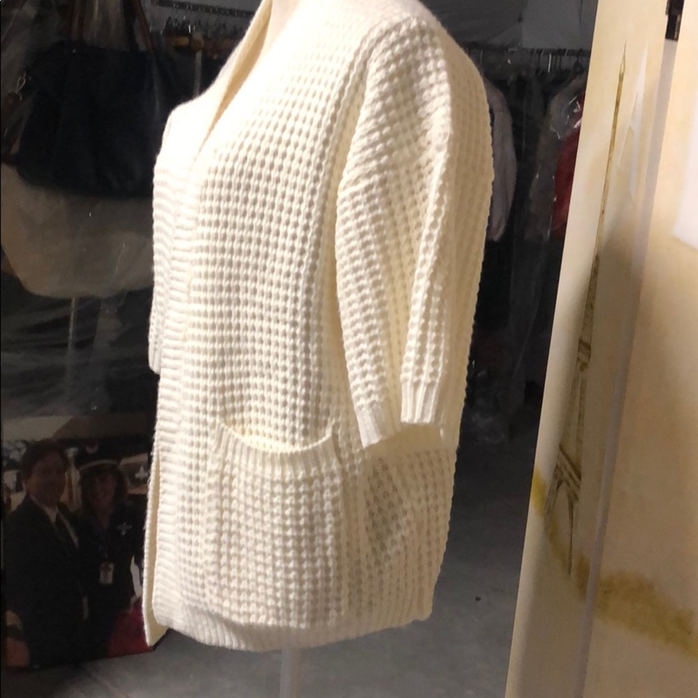 Sweater - Picture 2 of 2